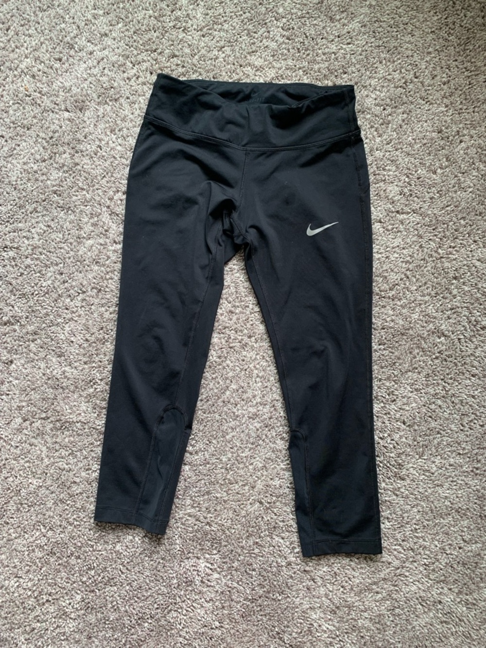 Nike Women’s Black Athletic Capri Leggings